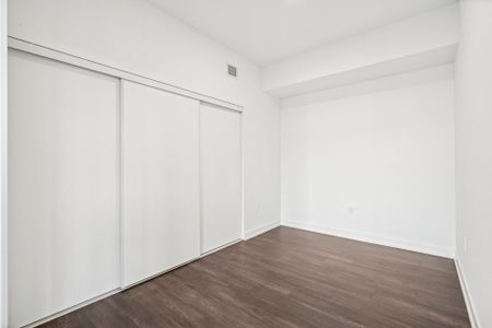 For Lease - 801 The Queensway 806 N/A, Toronto, Ontario - Photo 4