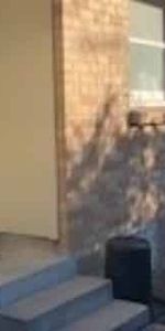 Tidy Two Bedroom - Close to the University - Photo 4