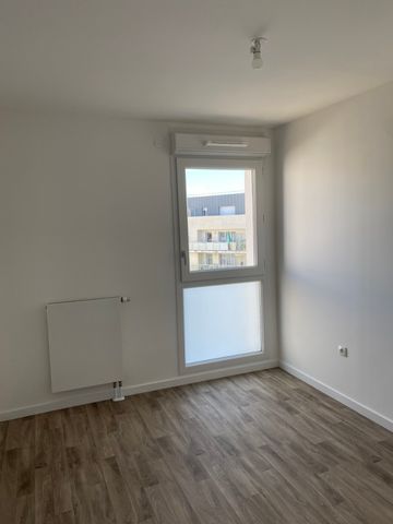 Location Appartement 4 Pièces 86 m² - Photo 3