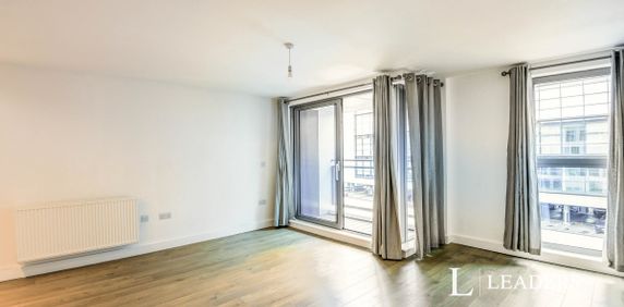 1 bedroom apartment to rent QUEENSGATE, REDHILL - Photo 2