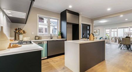 Charming 4BR Home, MAGS Zone! - Photo 3