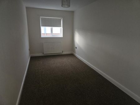 3 bedroom terraced house to rent - Photo 3