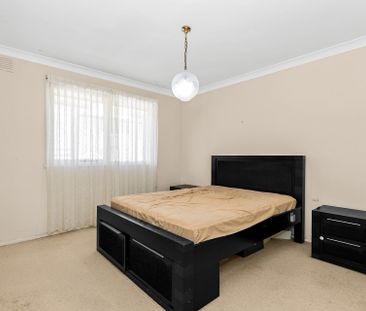 108 Shafer Road, Blackburn North - Photo 2