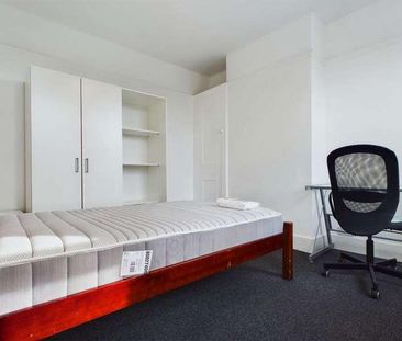 Redvers Road, Brighton, BN2 - Photo 1