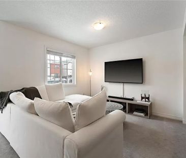 For Lease - 46 Andean Lane, Barrie, Ontario - Photo 6