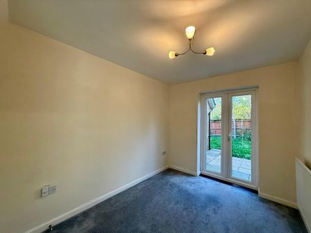 3 bedroom semi-detached house to rent - Photo 5