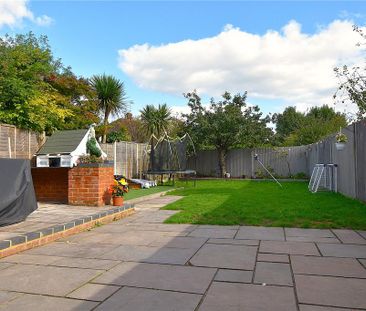 3 bedroom semi-detached house to rent - Photo 4