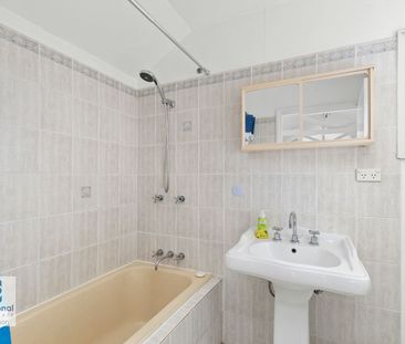 BEACHSIDE LIVING - Photo 3