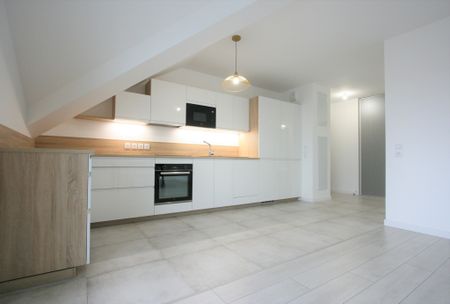 Location Appartement 3 pièces 63m² POISY 74330 - Photo 3