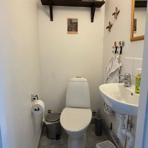 Gullmarsvägen, Årsta - Photo 1