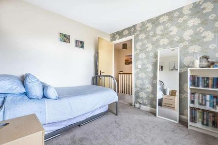 Baldwin Mews, Carterton, OX18 - Photo 4