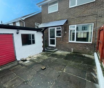 12 Thornleigh Park, Lisburn, BT28 2DD - Photo 5