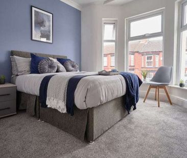 Raffles Road Room 4 (Double En-Suite) - Photo 1