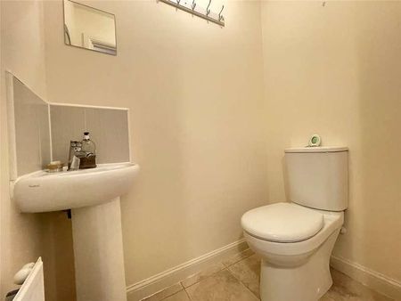 Bunker Square, Exeter, Devon, EX2 - Photo 5