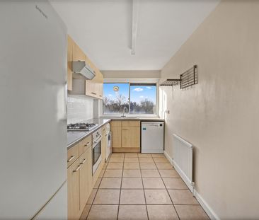 Willesden Lane, London, London - Photo 5