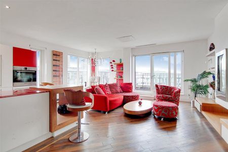 3 bedroom flat to rent - Photo 2