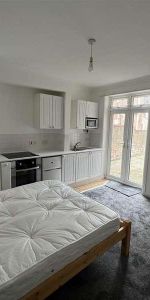 Arthur Road, Southampton, SO15 - Photo 3