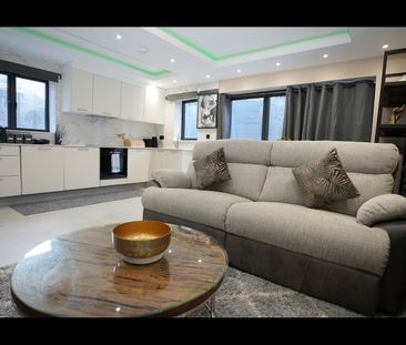 2 Bed Semi-Detached House, Zyad Close, NW10 - Photo 5