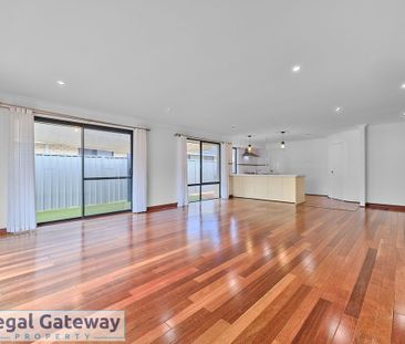 7 London Link, AUBIN GROVE WA 6164 - Photo 2