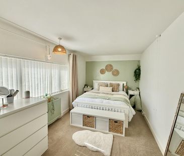 2 bedroom end of terrace house to rent - Photo 5