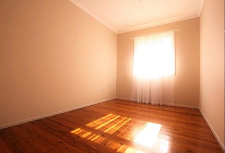 Immaculate Home in Bradbury - Photo 2