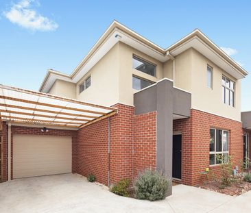 Contemporary Comfort in Prime Springvale Location - Photo 5