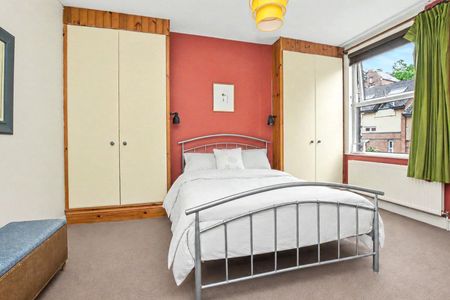 11, Glebe Place, Kirkstall, Leeds, West Yorkshire, LS5 3HW - Photo 4