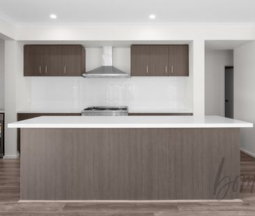 Brand New Family Home - Photo 2