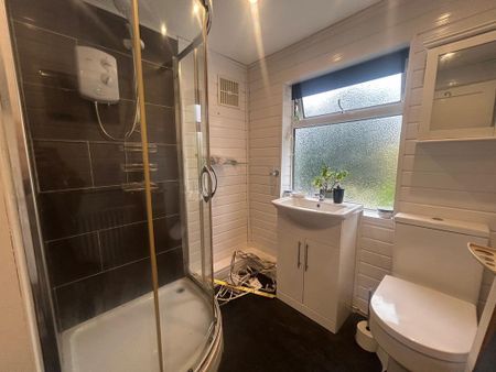 3 bedroom property to rent - Photo 2