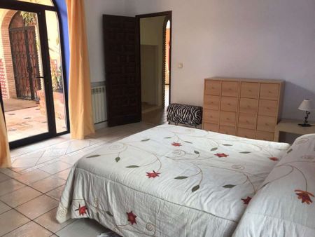 4 room luxury Villa for rent in Benalmádena, Andalusia - Photo 4