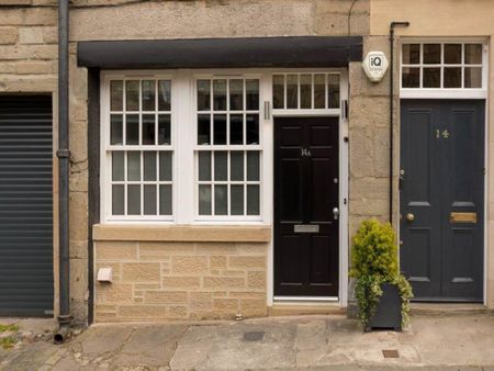 Gloucester Lane, New Town, Edinburgh - Photo 2