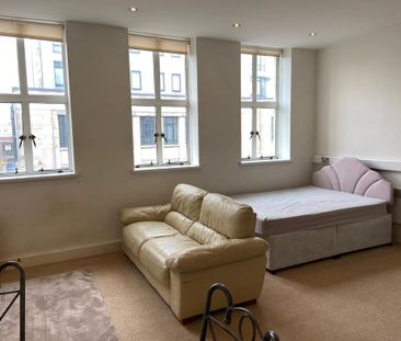 Studio to rent - Photo 5