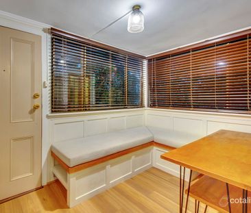 Charming 2-Bedroom home in New Farm - Photo 5