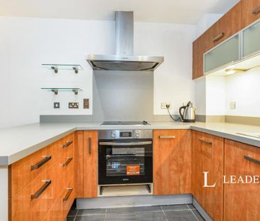 1 bedroom flat to rent - Photo 6