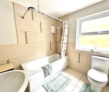 38 Cecil Street, Newry, BT35 6AU - Photo 4