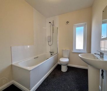 27 Dhu Varren Park, Belfast, BT13 3FH - Photo 5