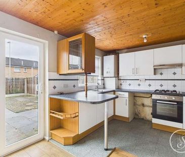 Cobham Walk, Leeds, LS15 - Photo 3