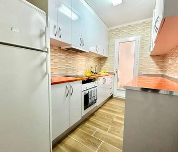 2 BEDROOM APARTMENT WITH SEA VIEWS - TORREVIEJA - Photo 1