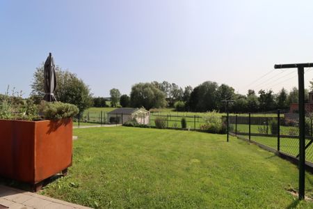 Nieuw huis met terras en omheinde tuin, gelegen in het hart van het dorp Frasne - Foto 4