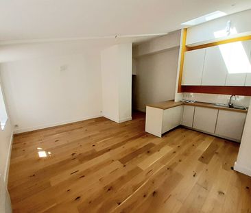 Location Appartement 2 pièces 55m² BORDEAUX 33000 - Photo 3