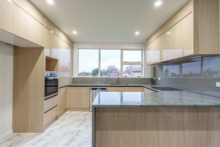 Brand new home for your family - Photo 2