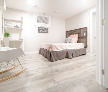 For Lease - 37 Bentworth Avenue Unit# Lower, Toronto, Ontario - Photo 3