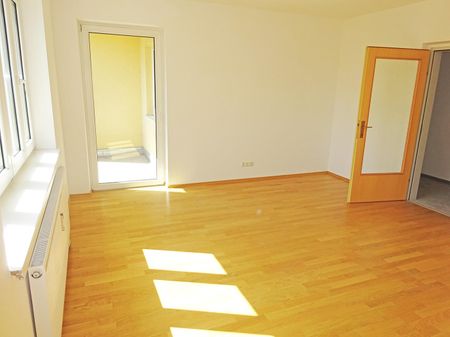 Gemütliche 2-Zimmer Wohnung mit Loggia - Foto 2