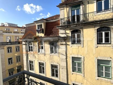 2 room luxury Flat for rent in Lisbon - Photo 3