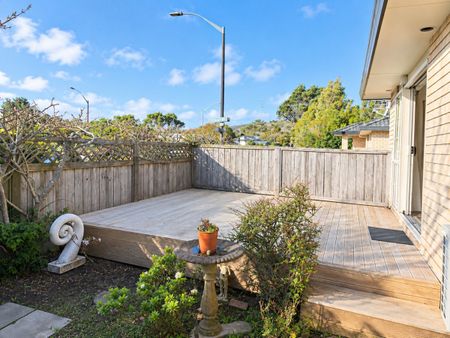 42A Horokiwi Road West, Newlands - Photo 5
