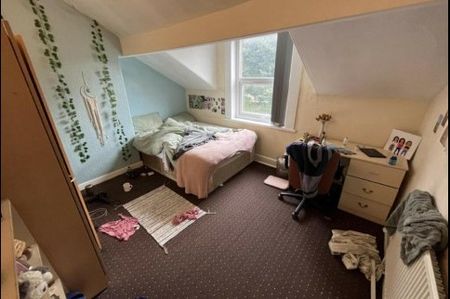 Student Accommodation Leeds - Photo 5