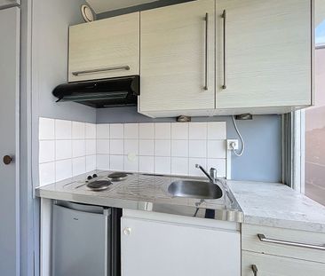 Location Appartement 1 pièce 25m² - Photo 4