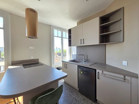 Location Appartement 2 pièces 41m² TROYES 10000 - Photo 3