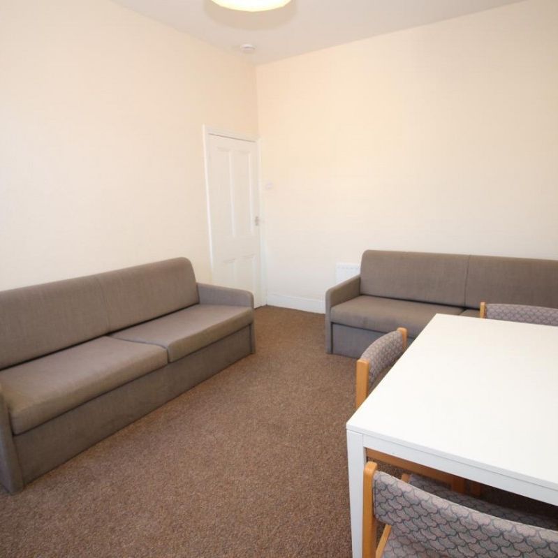 3 bedroom Student Flat to rent in Coniston Avenue, Jesmond, Newcastle Upon Tyne - Photo 1