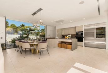 6 bedroom luxury Villa for rent in Nueva Andalucia, Spain